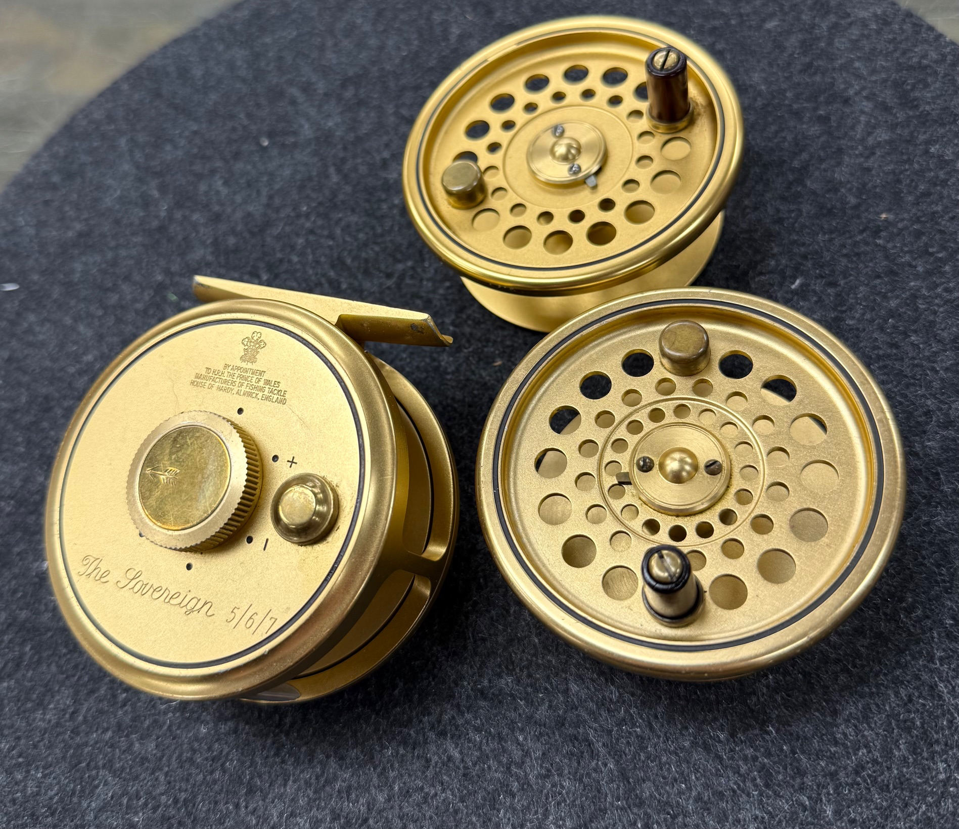 Hardy Sovereign 5/6/7 Fly Reel w/ 2 spare spools - Gold - Used