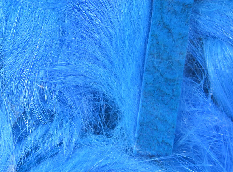 Hareline Dubbin Magnum Rabbit Strips - Fl. Blue