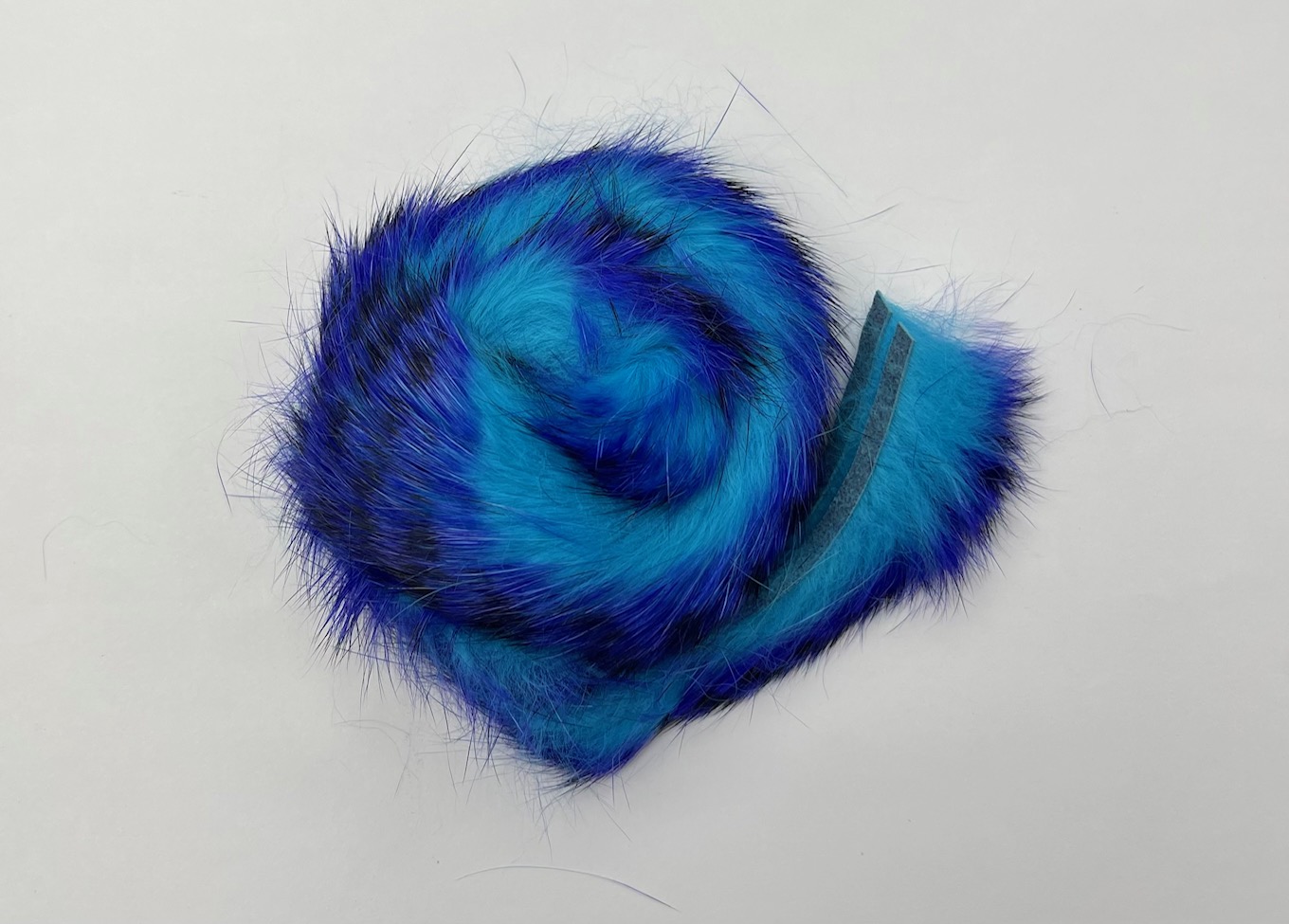 OFishL Tiger Tail Rabbit Zonkers - Fl. Blue/Royal Blue