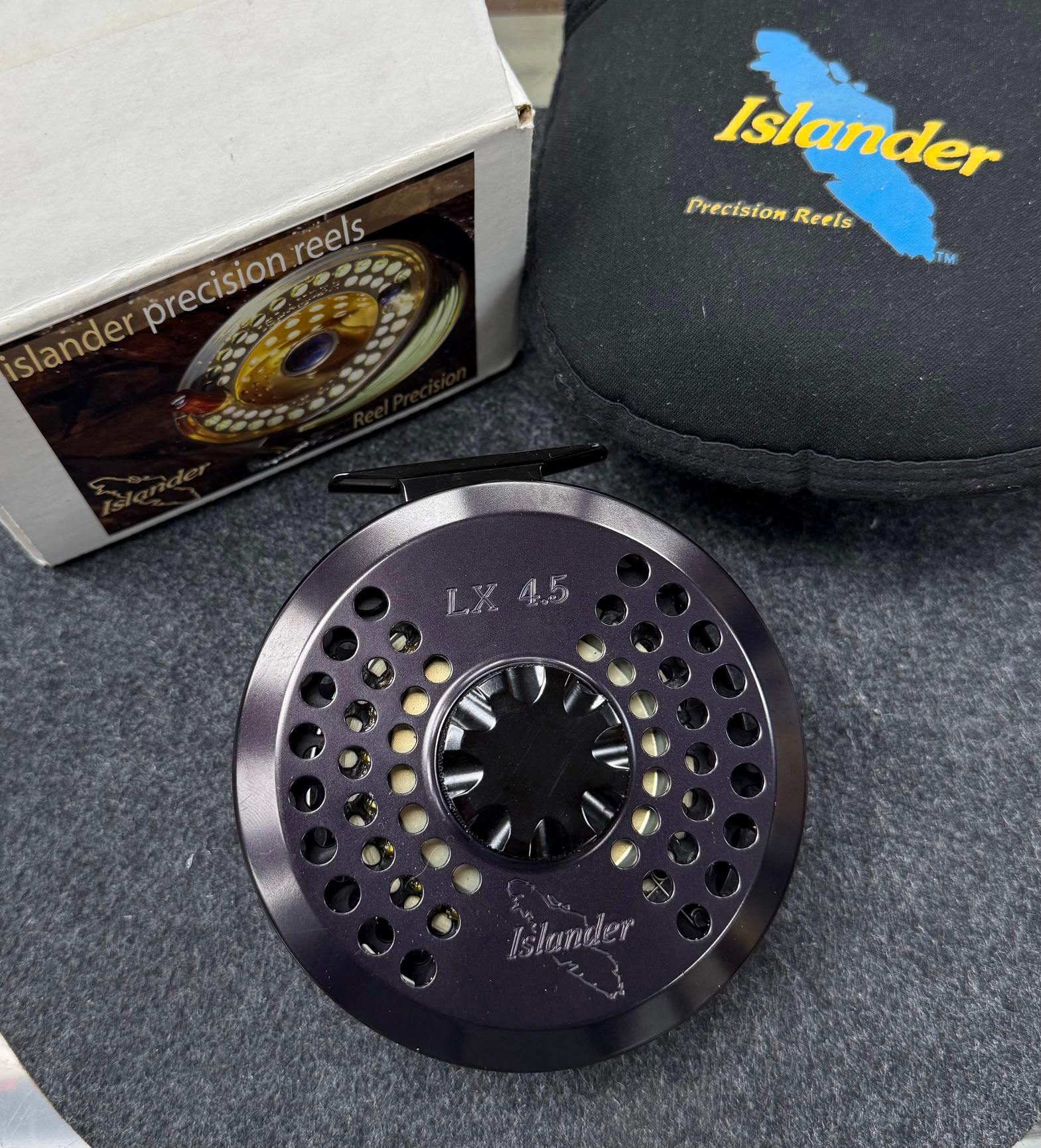 Islander LX 4.5 Fly Reel - Black - Lightly Used