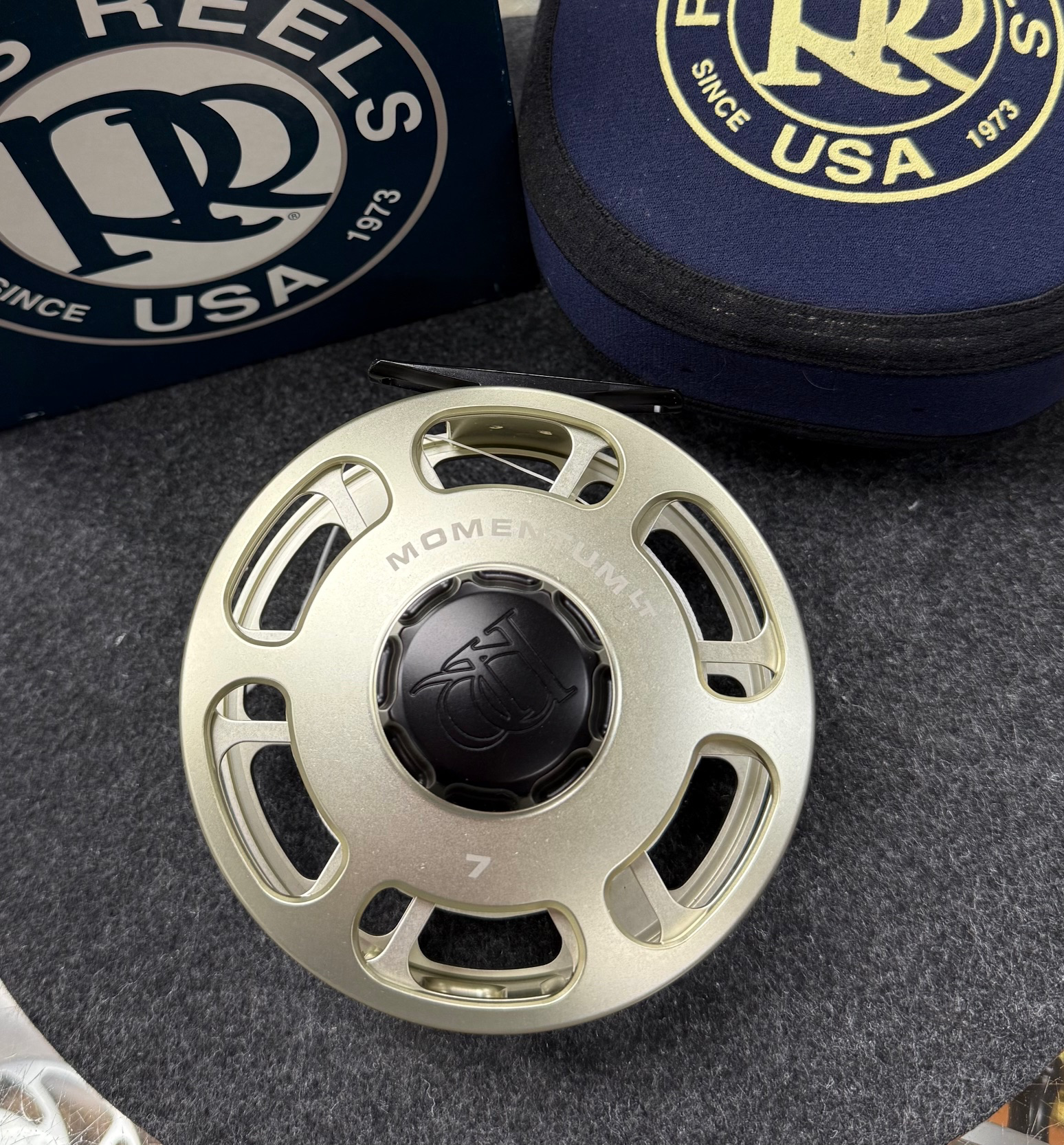 Ross Momentum LT 7 - Champagne Gold - Lightly Used