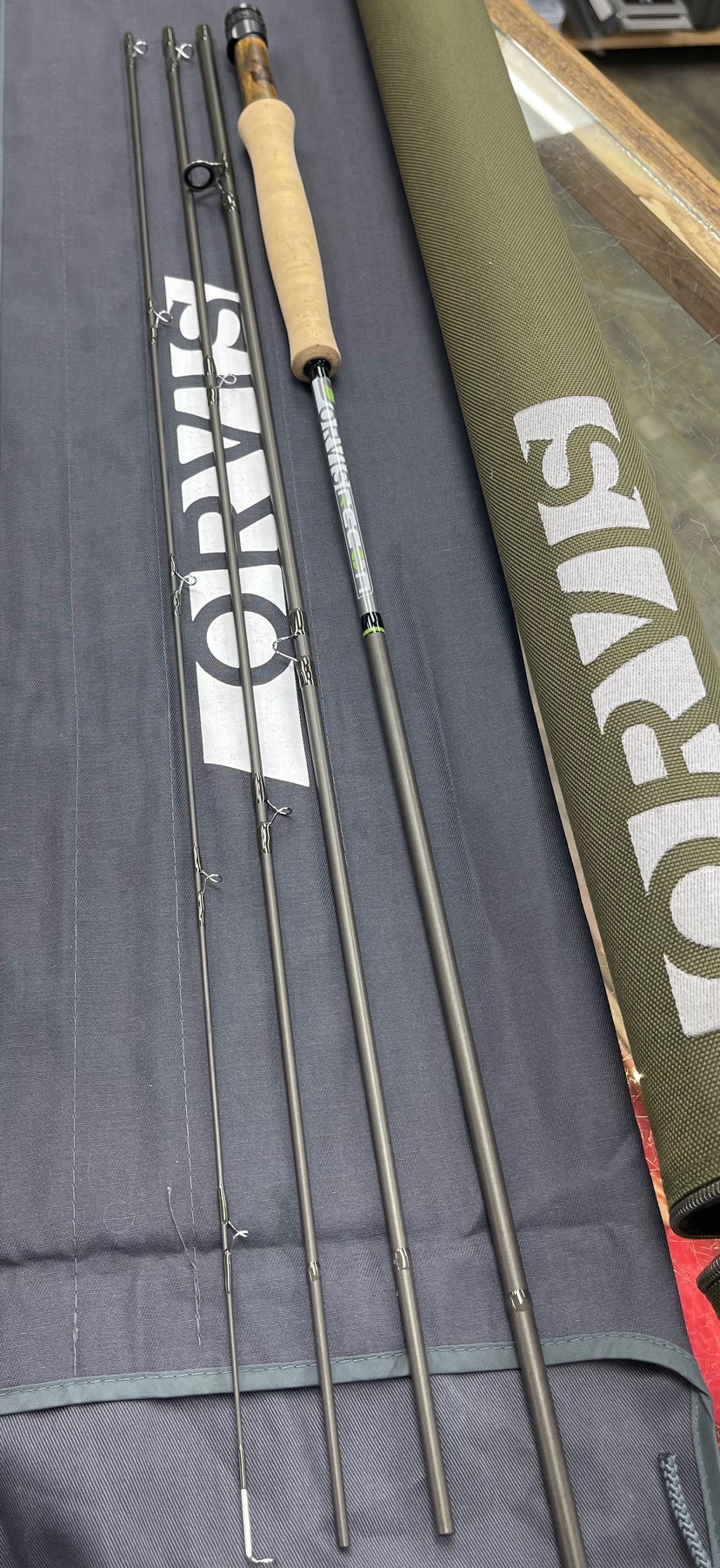 Orvis Recon 9' #5 4pc Fly Rod - Like New