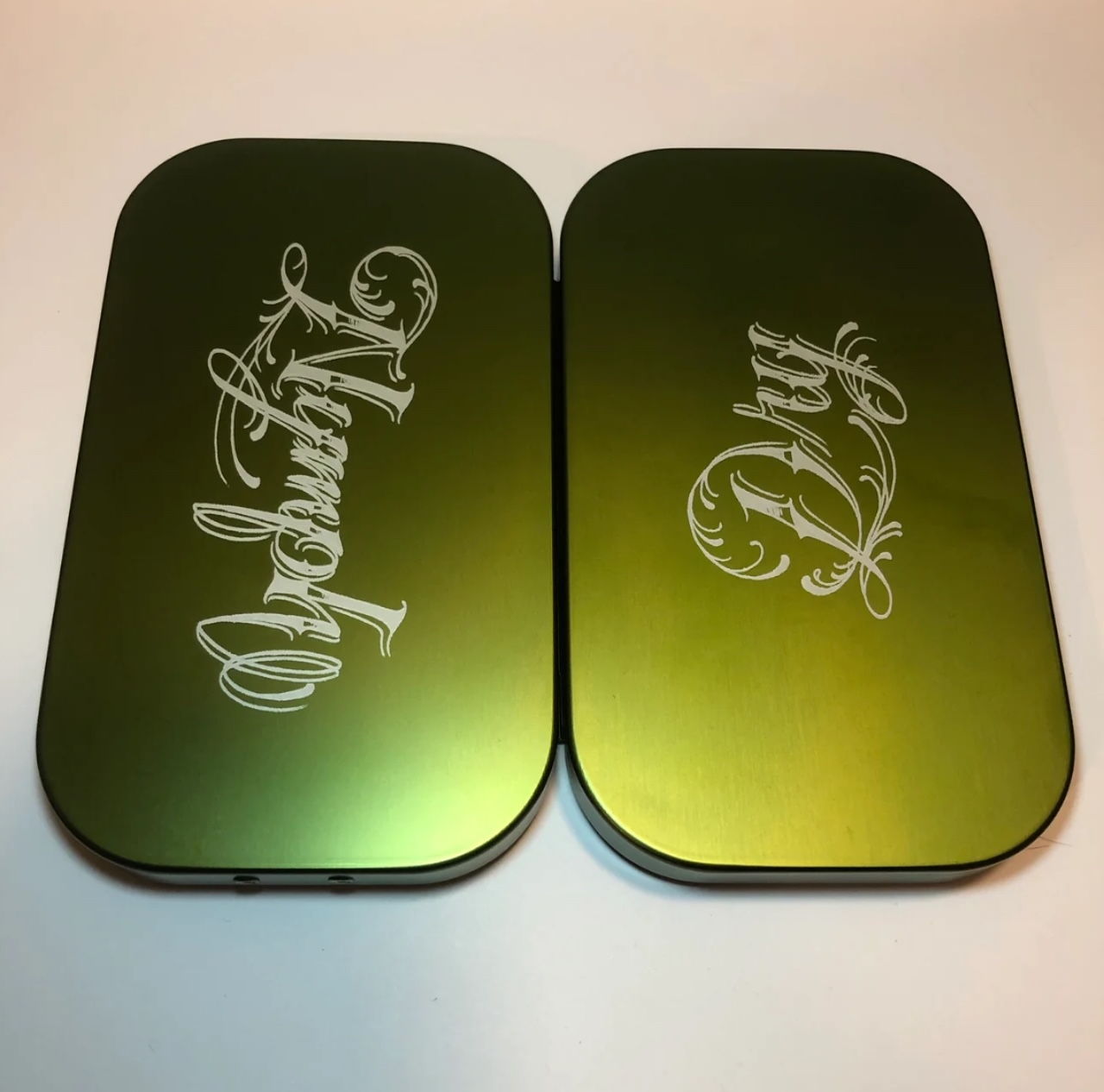 Cutts and Bows Script Logo Fly Box